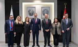 Bakan Fidan, BM Mülteciler Yüksek Komiseri Salih ile görüştü