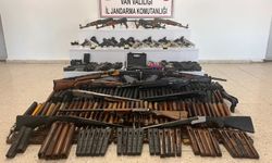 Başkale'de silah ve mühimmat ele geçirildi