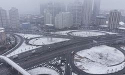 Beyaza bürünen Esenyurt havadan görüntülendi