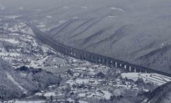 Bolu Dağı'nda kartpostallık kar manzarası