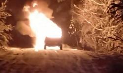 Bursa'da alev alev yanan cip hurdaya döndü