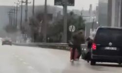 Bursa'da tartıştığı kuryeyi dövdü: O anlar kameraya yansıdı