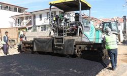 Büyükşehir Datça'da 53 bin metrelik yol ağını yeniliyor