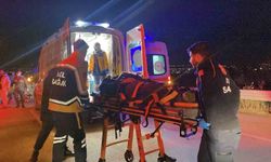 Çorum'da iki otomobil çarpıştı: 8 yaralı