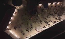 Depremin ardından Habibi Neccar Camii'nde ilk Miraç Kandili'nde eller semaya açıldı