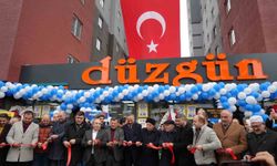 Düzgün marketler 25'nci şubesini törenle açtı