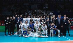 Efeler Ligi: Halkbank: 3 - Altekma: 0