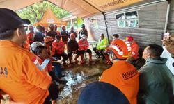 Endonezya'da heyelan: 7 ölü, 82 kayıp