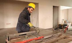 Eskişehir'in ayazında inşaatta bahar havası