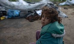 Gazze'de 1 yaşındaki çocuk aşırı soğuk nedeniyle hayatını kaybetti