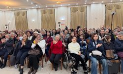 Gölcük'te Türk Halk Müziği Değirmendere Korosu konser verdi