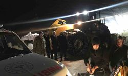 Hastaya ulaşmak için 4 saat boyunca yol açıldı