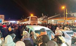 Hisarcık ve Emet'ten yeni yılın ilk umre kafilesi dualarla uğurlandı