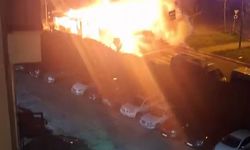 Ispartakule'de İETT Halk Otobüsü alev topuna döndü