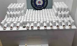 İzmir'de durdurulan araçtan binlerce uyuşturucu hap çıktı