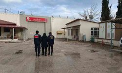 Jasat, sahte jandarmayı kısa sürede yakaladı