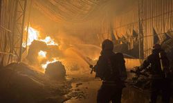 Kocaeli'de atık naylon deposunda yangın