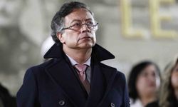 Kolombiya Devlet Başkanı Petro: 'Kolombiya'yı savunmak için elime silah almaya hazırım'