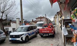 Komşular tüten bacayı yangın sandı, ekipler alarma geçti