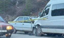 Konya'da otomobil ile yolcu minibüsü çarpıştı: 1 ölü, 1 yaralı