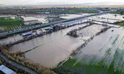Manisa'yı sağanak vurdu, taşkın hasarı gün ağarınca ortaya çıktı