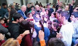 Menemen'de özel çocukların karne sevinci yürekleri ısıttı