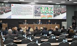 Mersin Büyükşehir Meclisinde 2,5 milyar TL'lik borçlanma tartışıldı