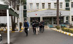 Midelerinde taşıdıkları 807 gram uyuşturucu ile yakalanan 2 kişi tutuklandı