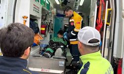 Motosikletle otomobil çarpıştı: 1 yaralı