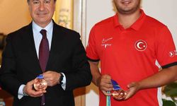 Muğlalı milli okçu Haney'e 'Yılın Okçusu' yarışmasında destek devam ediyor