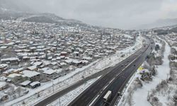 Pozantı beyaza büründü