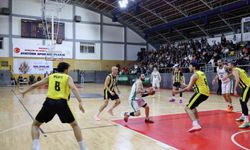 Sakarya Büyükşehir Basketbol galibiyet serisini 12'ye çıkardı
