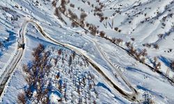 Siirt'te çığ düşen yol temizlendi