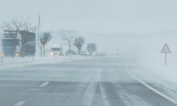 Sivas'ta 800 yerleşim yeriyle araç ulaşımı sağlanamıyor