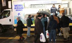 Soğuk havalarda sıcak dayanışma Küçükçekmece'de