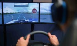 Sürücü adayları Japonya'da yoğun kamp programından, Çin'de 4 aşamalı sınav maratonundan geçiyor