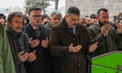 Vali Çiftçi'den Naciye Nine'ye vefa