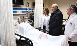 Vali Köşger servis kazasında yaralananları ziyaret etti
