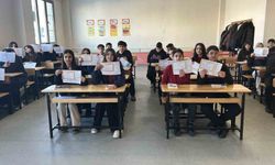 Van'da 275 bin 363 öğrenci karne heyecanı yaşadı