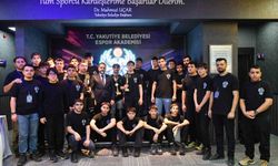 Yakutiye Belediyesi Espor akademisi liseler arası FIFA26 Espor turnuvasına gençlerden büyük ilgi