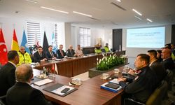 Yalova'da trafik levhaları sadeleştirildi