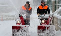 Yeşilyurt Belediyesi karla mücadelede 7/24 sahada!