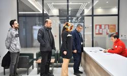 Yeşilyurt Belediyesi personelinden Kızılay'a anlamlı destek