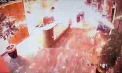 Zeytinburnu'ndaki lüks siteye getirilen kargo paketinin bomba gibi patladığı anların görüntüleri çıktı
