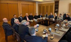 AK Parti heyeti KKTC basını ile buluştu