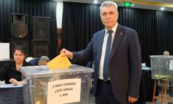 Argıncık Esnaf Odası'nda Akpınar güven tazeledi