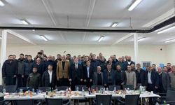 Aslanapa Kaymakamı İsmail Tosun, muhtarlarla iftarda bir araya geldi