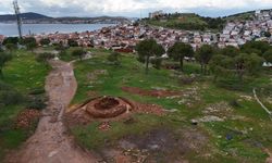 Ayvalık'ın tarihi yel değirmenleri gün yüzüne kavuşturuluyor