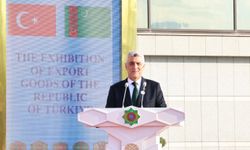 Bakan Bolat Türkmenistan'da