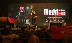 Bakan Göktaş 'Medd-Up' sahne gösterisini izledi